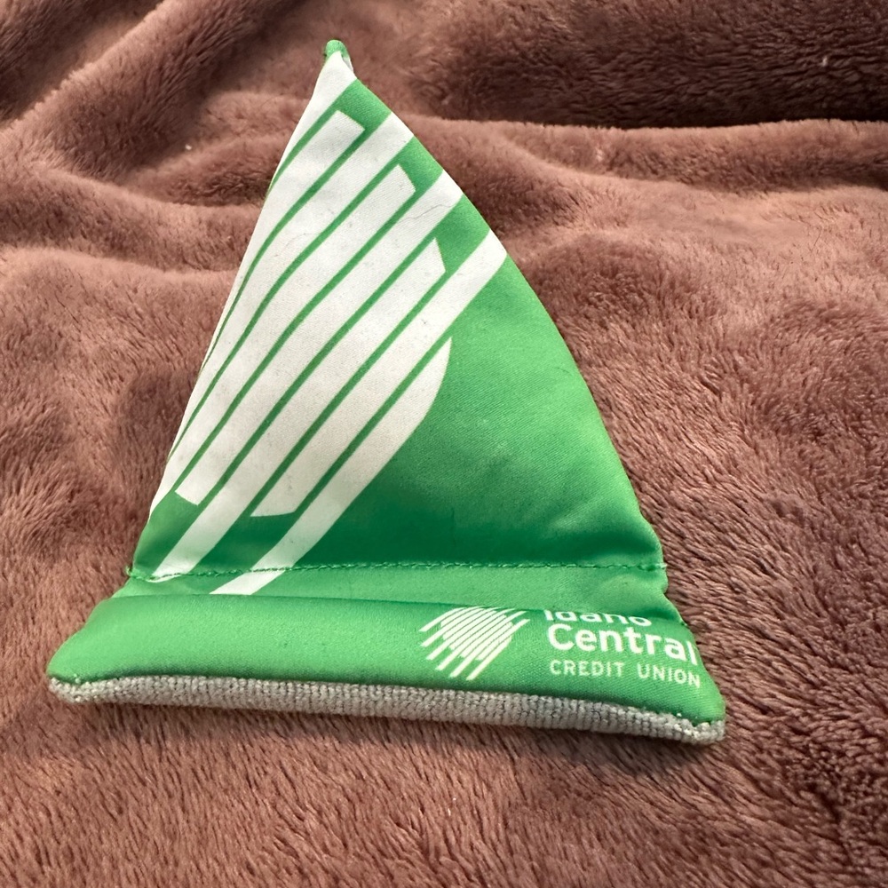 Beany filled triangle phone stand